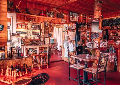 Café Bistro 48
