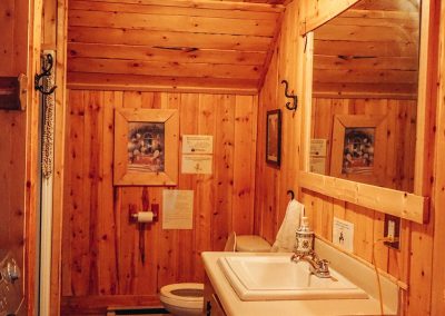 B&B 23